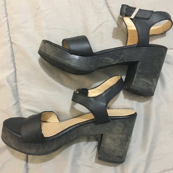 AMERICAN APPAREL WOODEN HEEL SANDAL - Picture 3 of 8